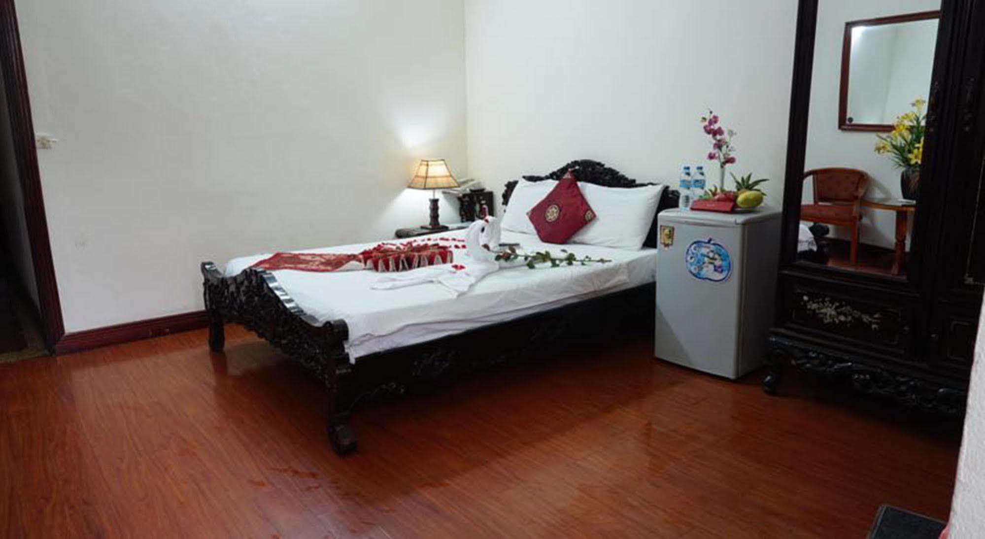 Hanoi Golden Moon Guest House & Travel Экстерьер фото
